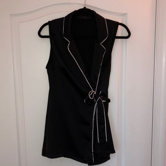 Missguided Pajama Style Outfit. - Picture 6 of 6